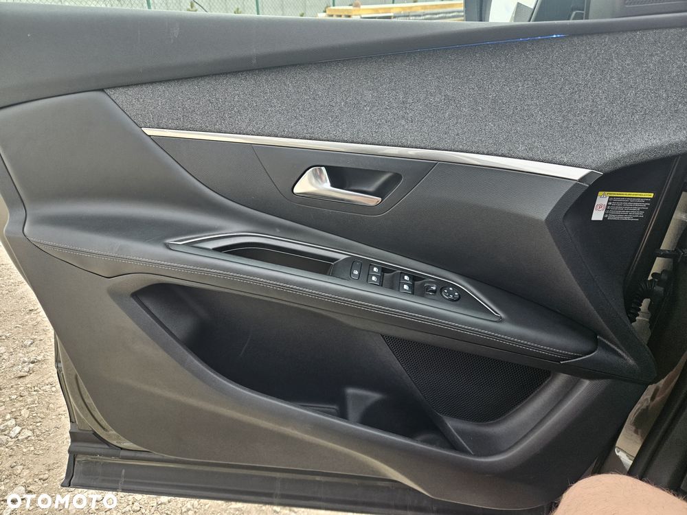 Peugeot 3008 BlueHDi 120 EAT6 Stop & Start Allure - 29