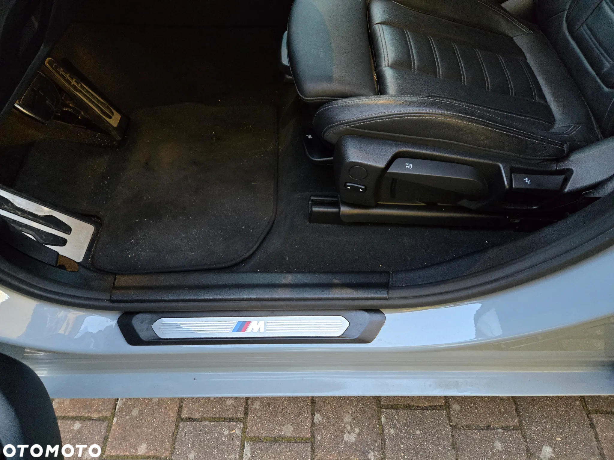 BMW X4 xDrive20i - 14