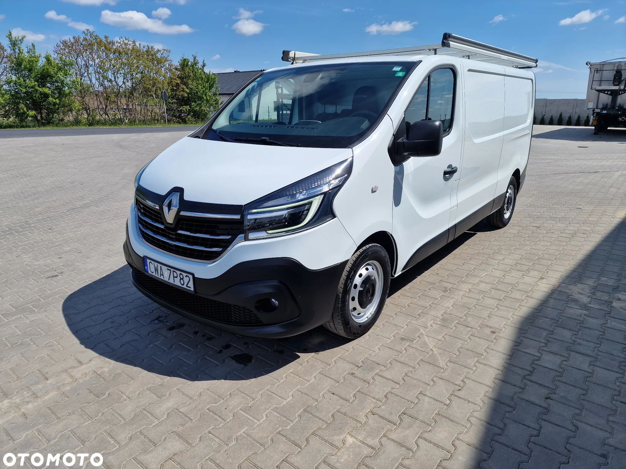 Renault Trafic - 1