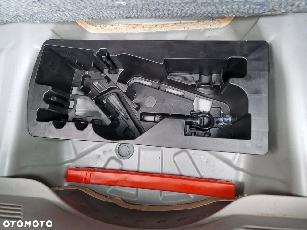 Toyota Aygo x-JBL - 20