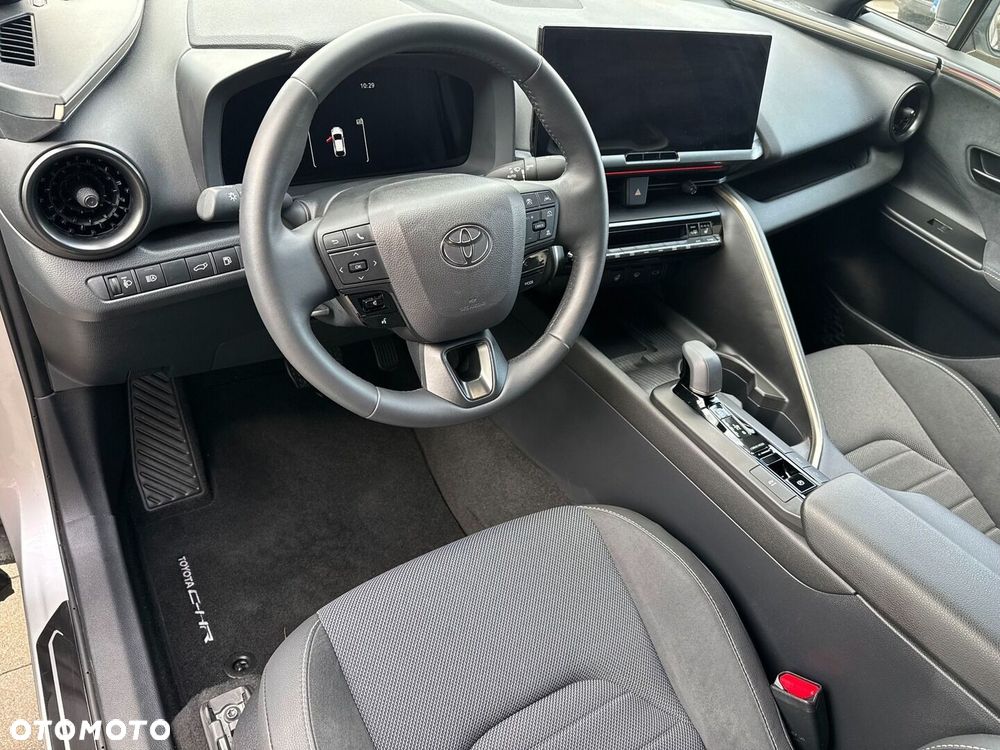Toyota C-HR 2025