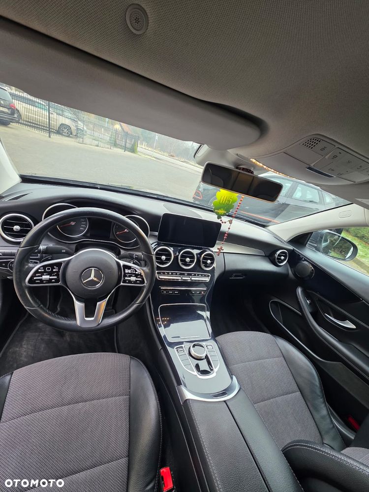 Mercedes-Benz Klasa C 220 d 9G-TRONIC - 2
