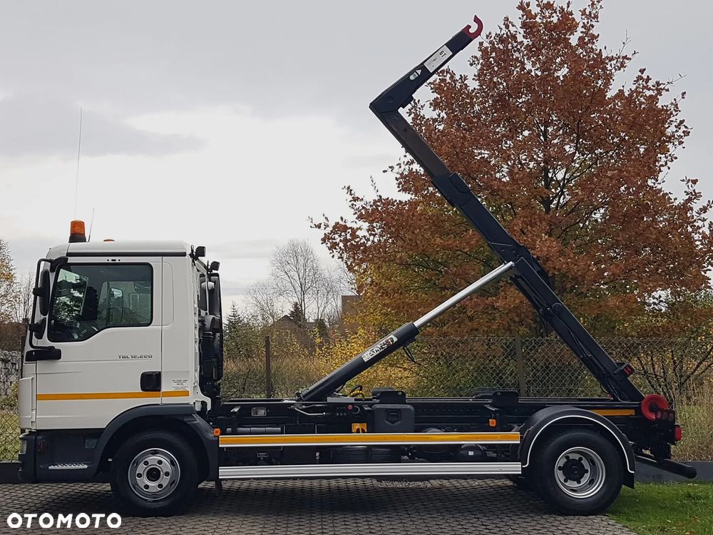 MAN TGL 12.220 HAKOWIEC 4x2 KLIMA HAKOWIEC DO KONTENERÓW - 13