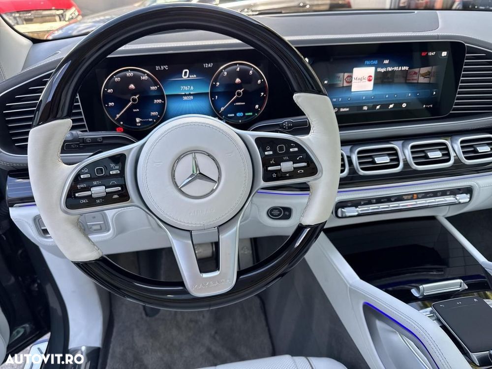 Mercedes-Benz GLS - 11