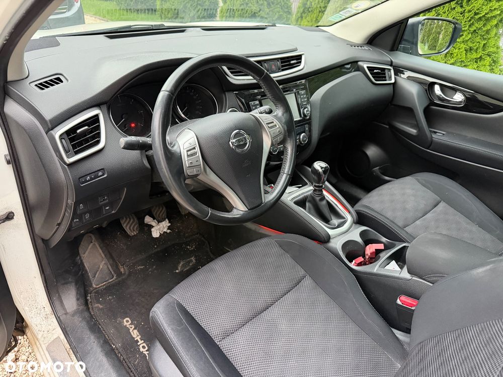 Nissan Qashqai 1.5 dCi DPF acenta - 14