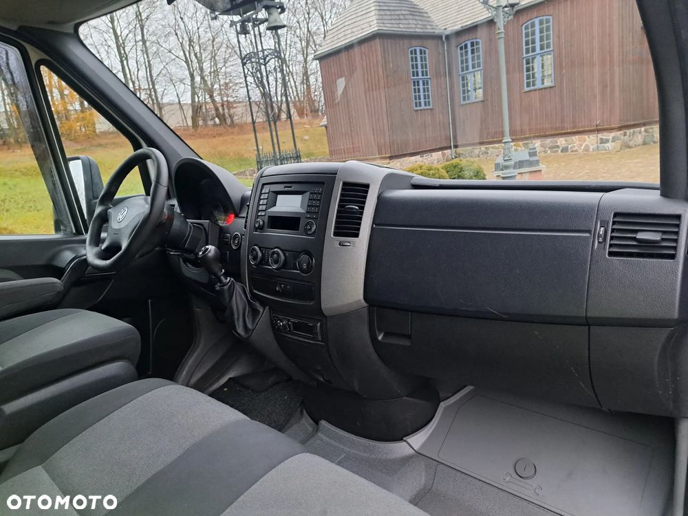 Volkswagen Crafter - 12