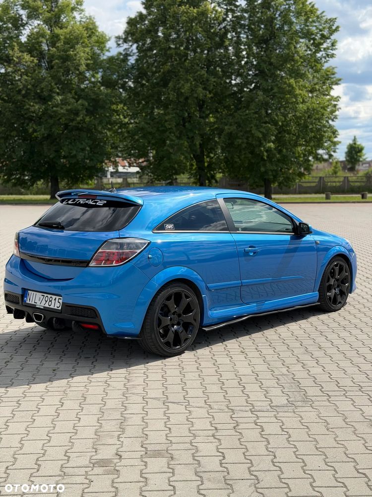 Opel Astra 2.0 T OPC - 7