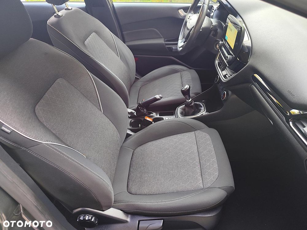 Ford Fiesta - 24