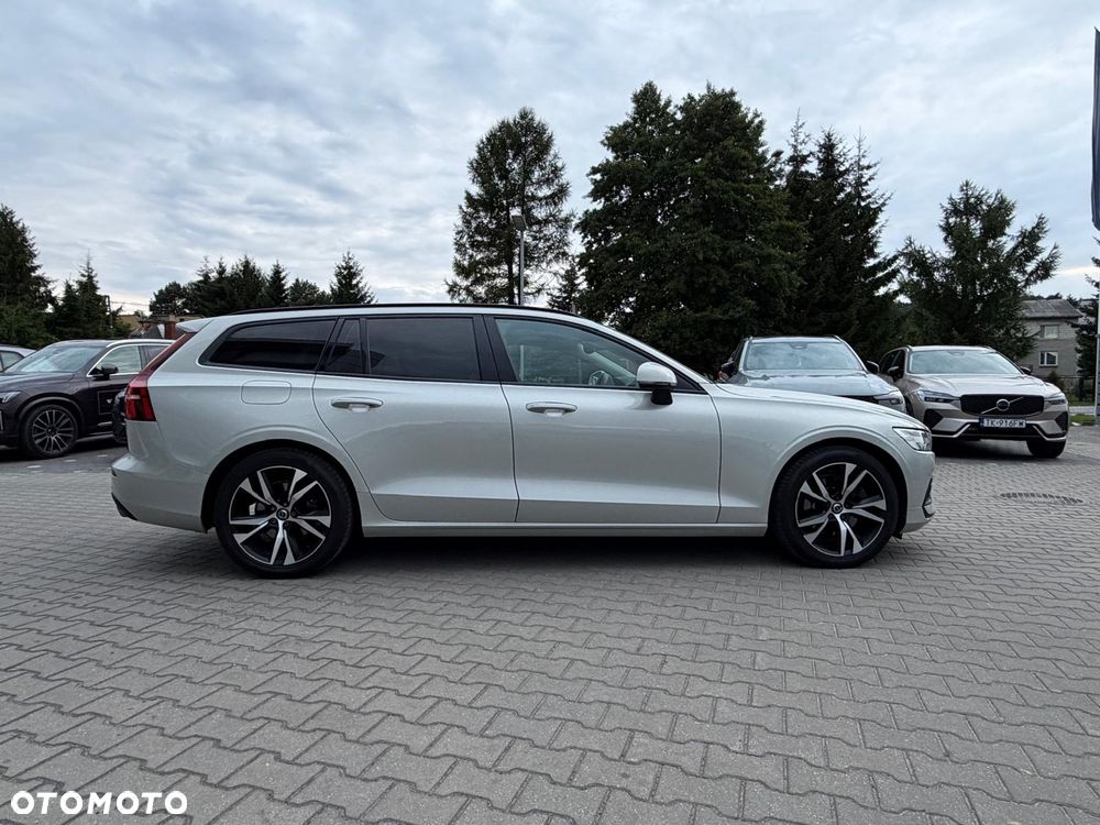 Volvo V60 D4 Momentum - 7