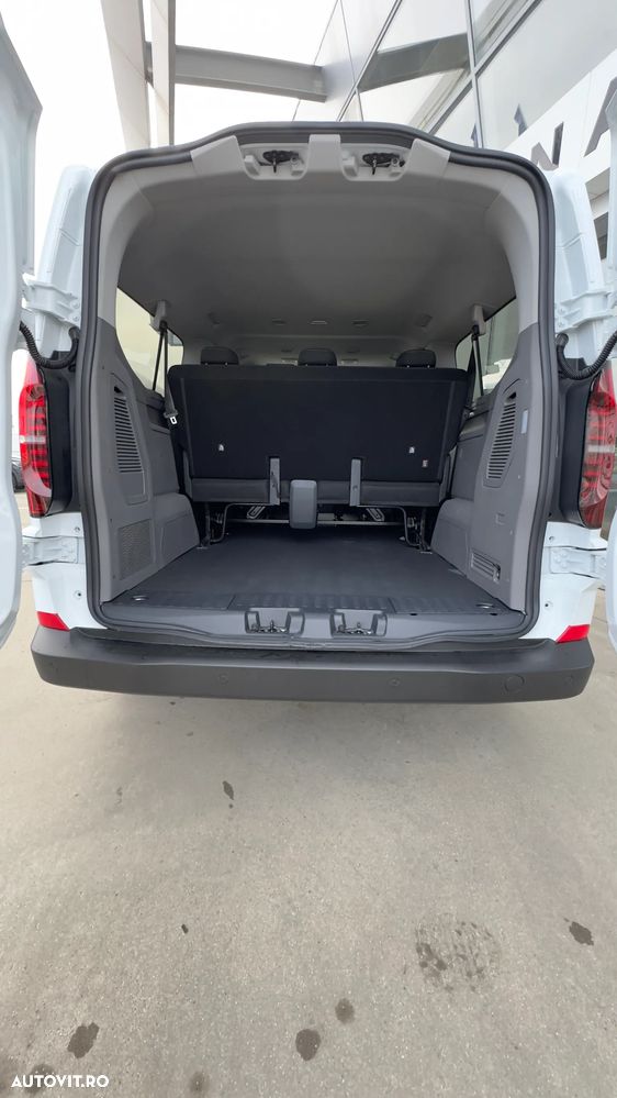 Volkswagen Caravelle LR 2.0 TDI 110 kW - 7