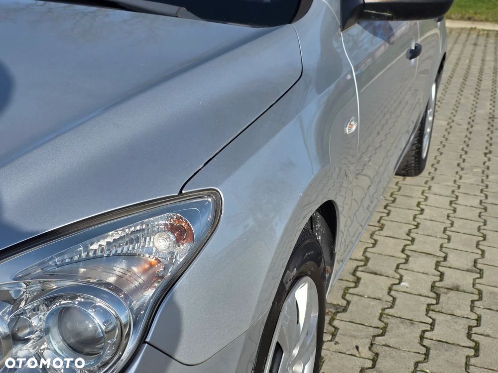 Hyundai i30 i30cw 1.6 blue Comfort - 9