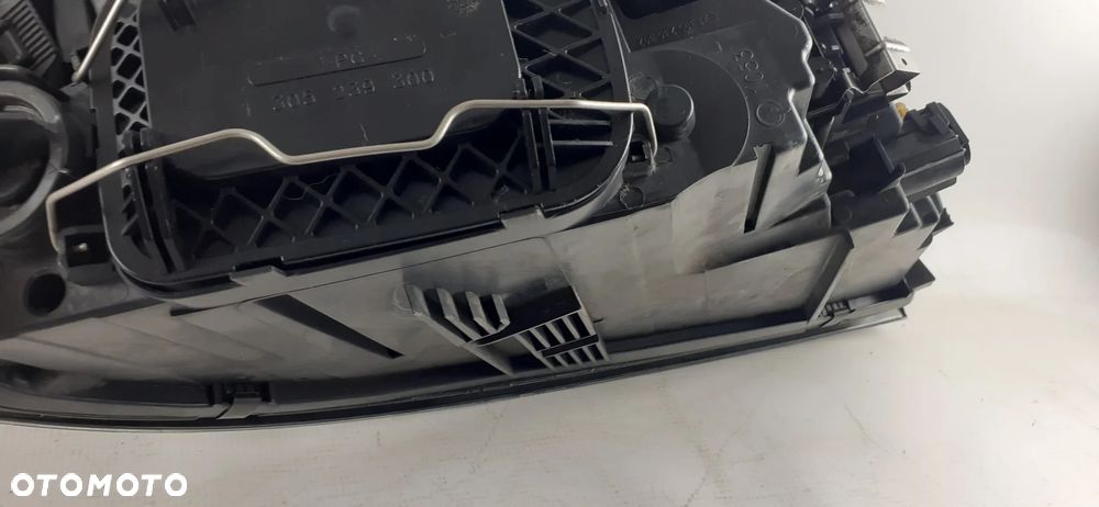 Lampa Lewa Volvo V50 S40 2007-2012 rok - Europa. - 8