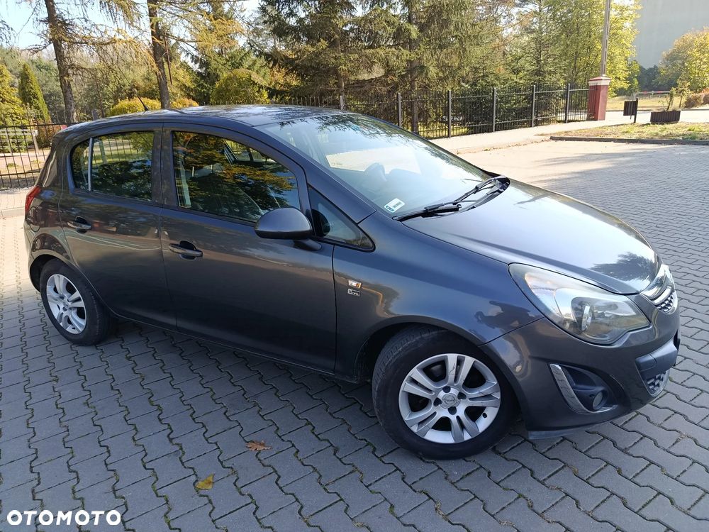 Opel Corsa 1.4 16V 150 Jahre - 1