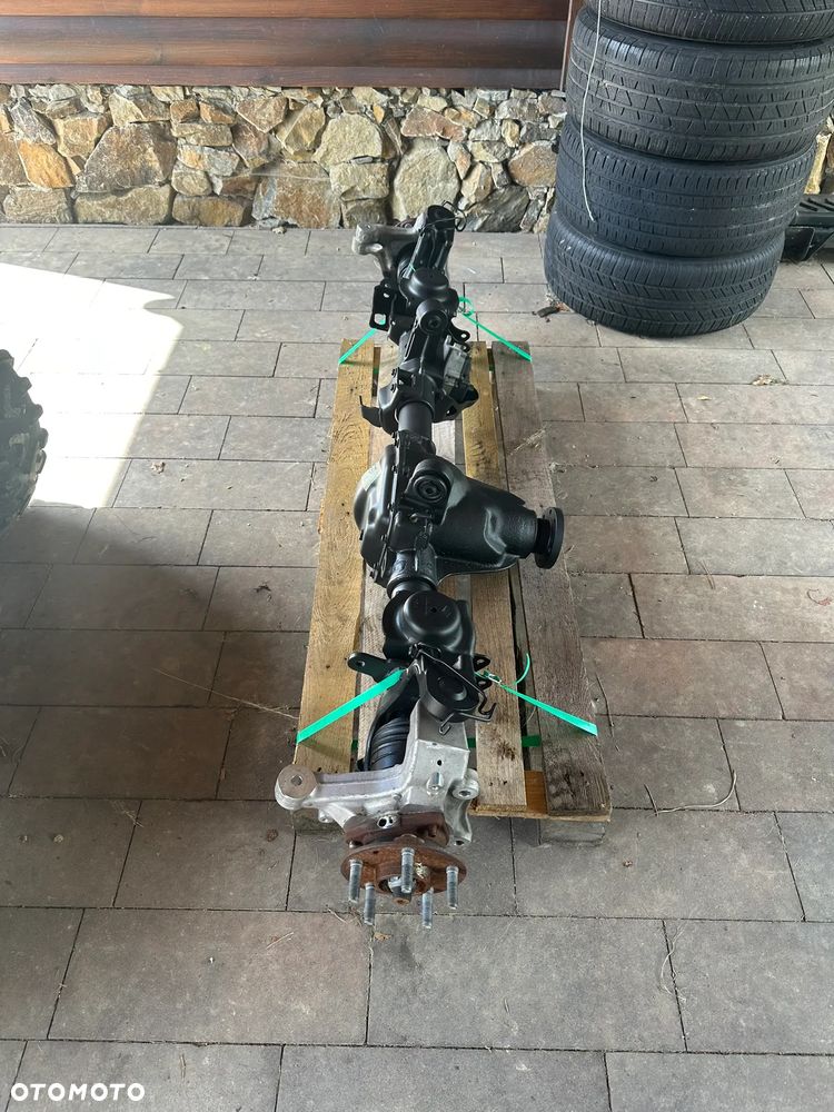 Most przedni Jeep Wrangler 4xe JL Sahara P68294356AH - 4