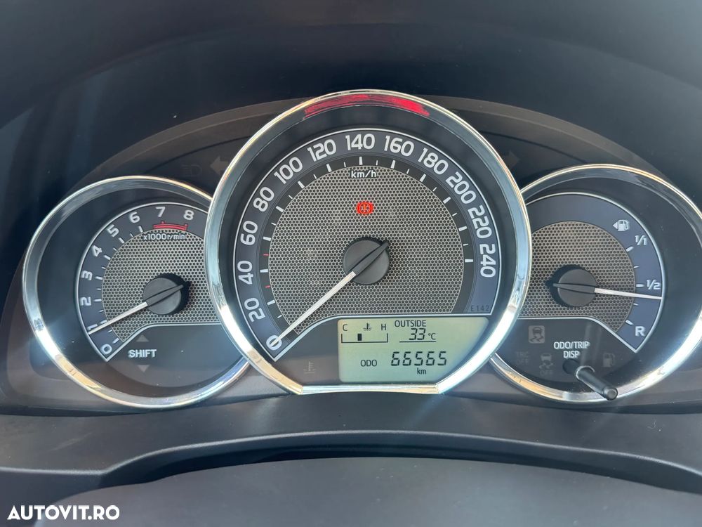 Toyota Corolla 1.6 Valvematic Life Plus - 10