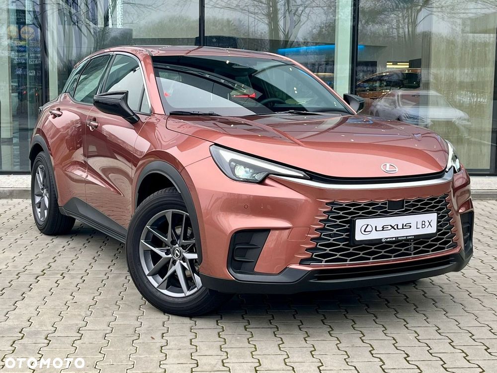 Lexus LBX 1.5 Hybrid - 9