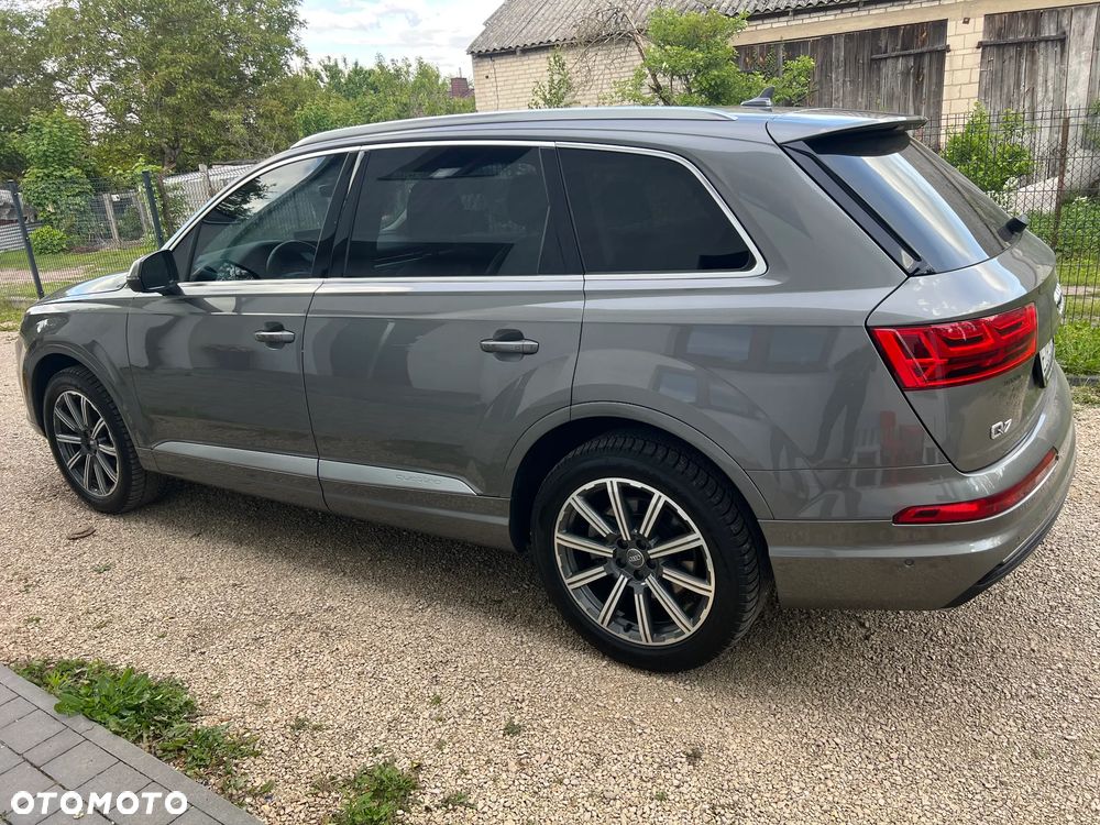 Audi Q7 3.0 TFSI Quattro Tiptr - 6
