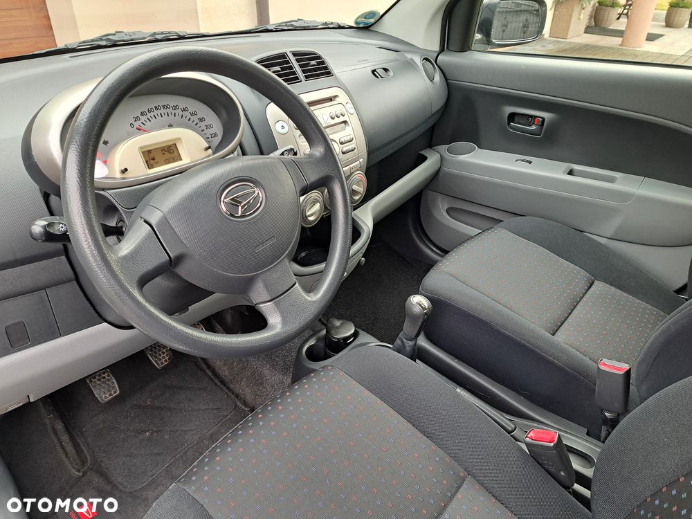 Daihatsu Sirion 1.0 - 26