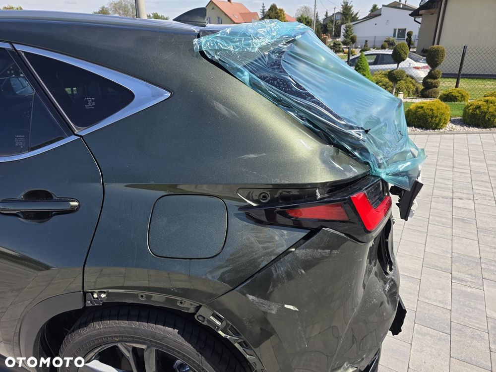 Lexus NX 350h Prestige AWD - 4