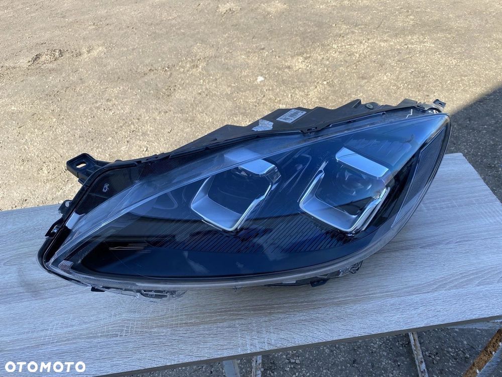 LAMPA PRZEDNIA LEWA FORD KUGA MK3 LV4B-13E017-AN FULL LED - 1