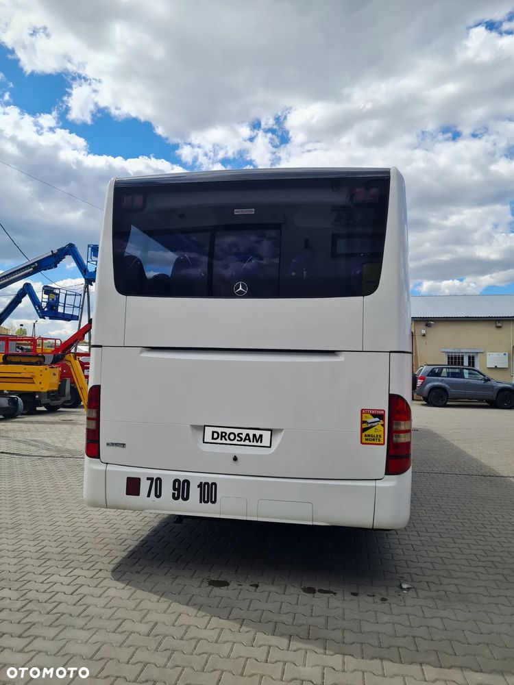 Mercedes-Benz Intouro - 15