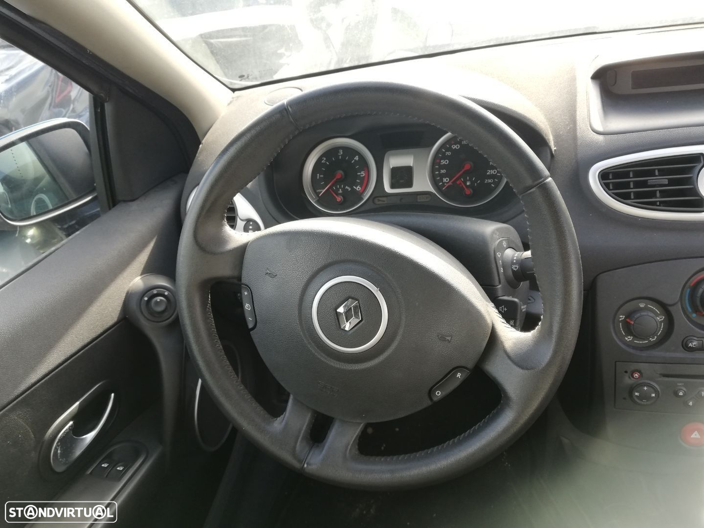 Peças Renault Clio III 2005 a 2010 - 7