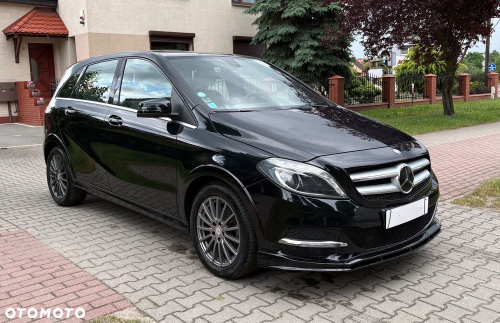 Mercedes-Benz Klasa B (Electric Drive) 250 e - 1