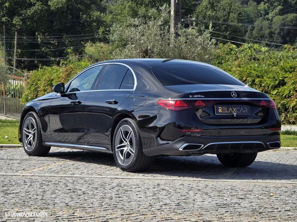Mercedes-Benz E 300 - 12