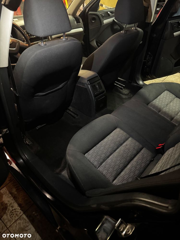 Skoda Octavia 2.0 TDI DPF Ambition - 5