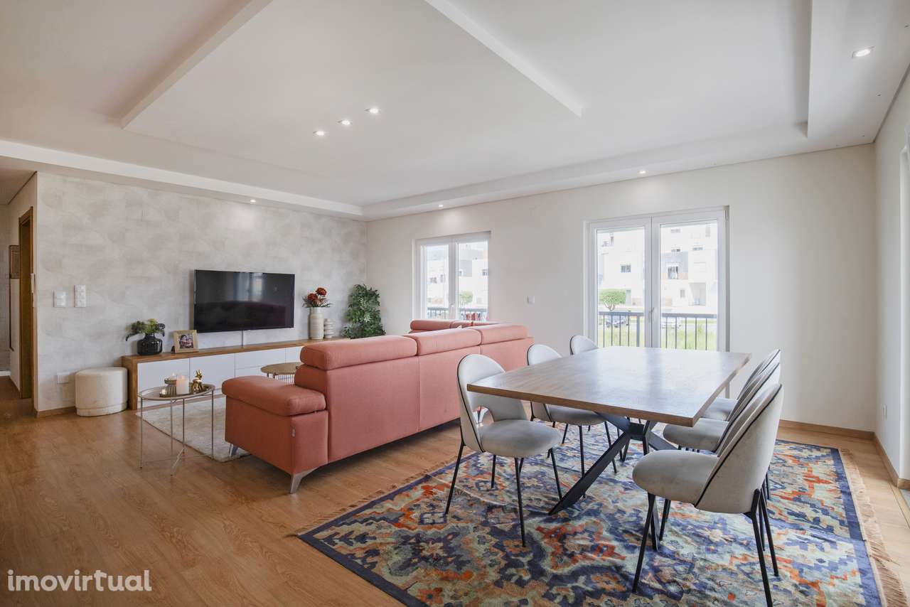 Apartamento T3 varanda estacionamento Corredoura Sesimbra - Grande imagem: 4/39