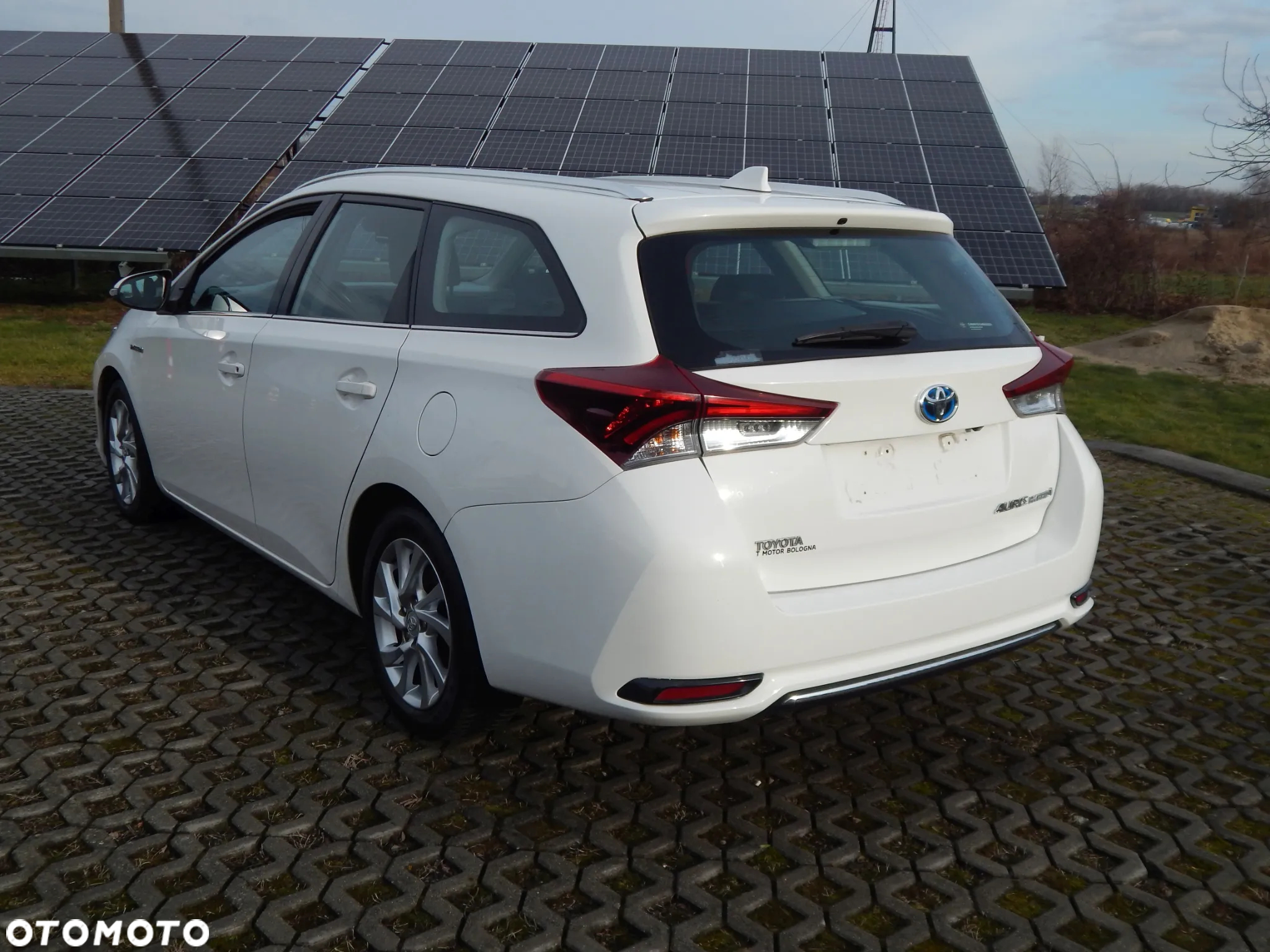 Toyota Auris Hybrid 135 Dynamic - 7