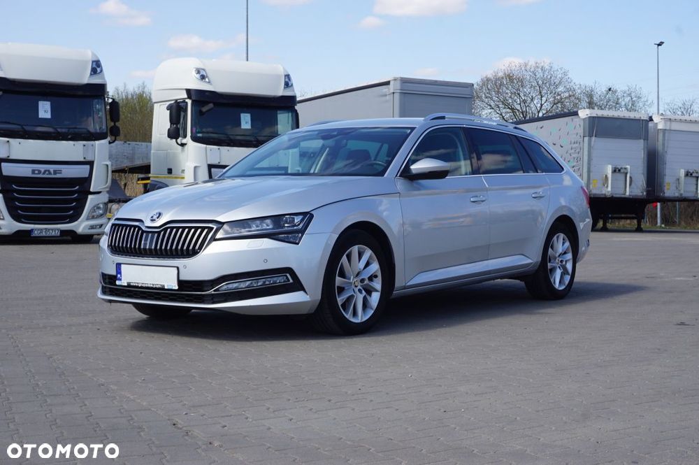 Skoda Superb 2.0 TDI SCR 4x4 Ambition DSG - 1