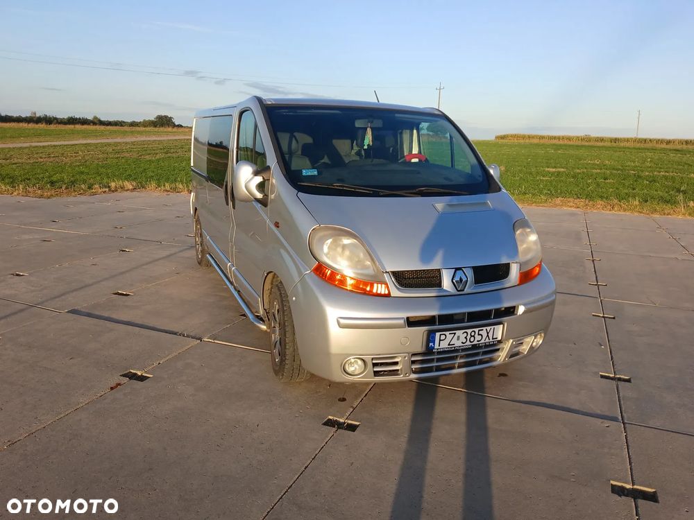 Renault Trafic - 2