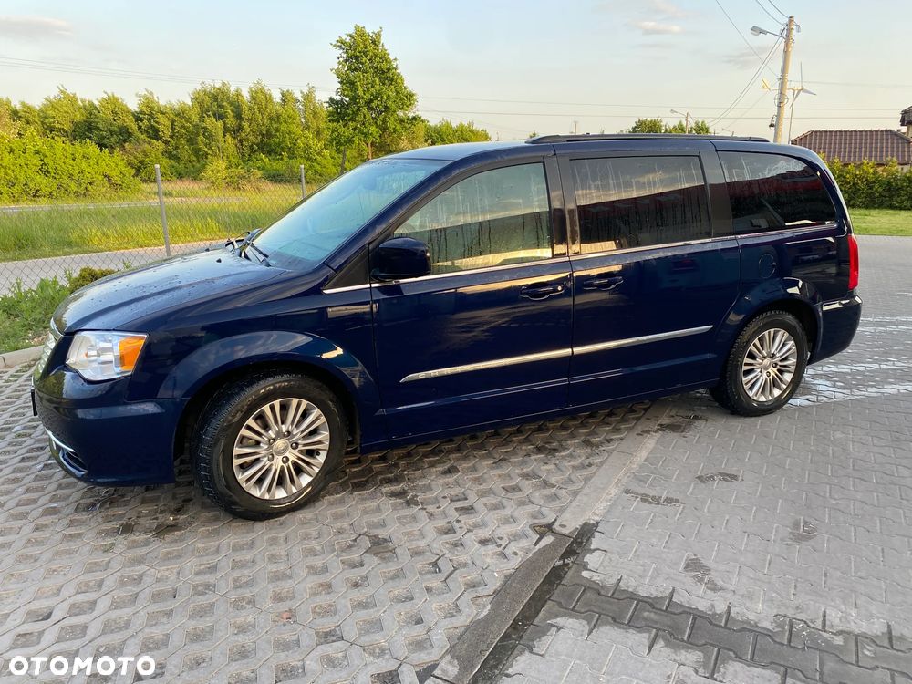 Chrysler Town & Country 3.6 Touring - 1