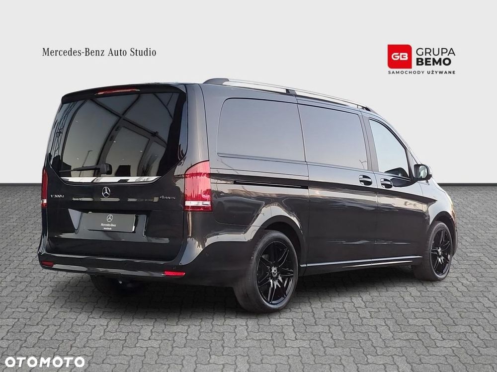 Mercedes-Benz Klasa V - 6