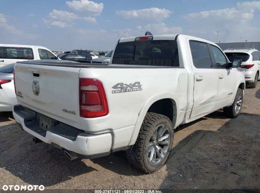 RAM 1500 Crew Cab Shortbed Laramie - 25