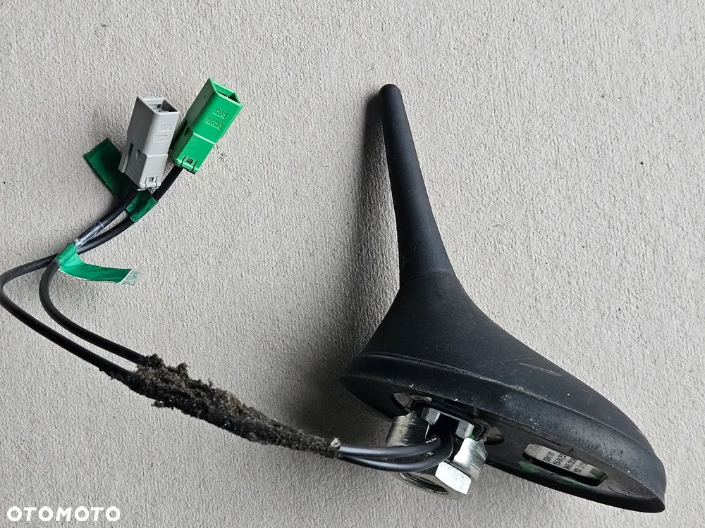Citroen C4 Picasso I C5 III X7 antena radiowa - 1
