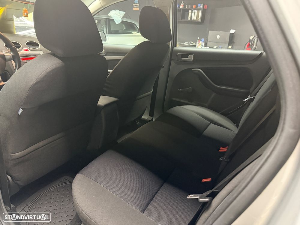 Ford Focus 1.6 TDCi Sport - 7
