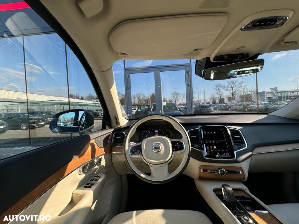 Volvo XC 90 B5 D AWD Geartronic Momentum Pro - 4