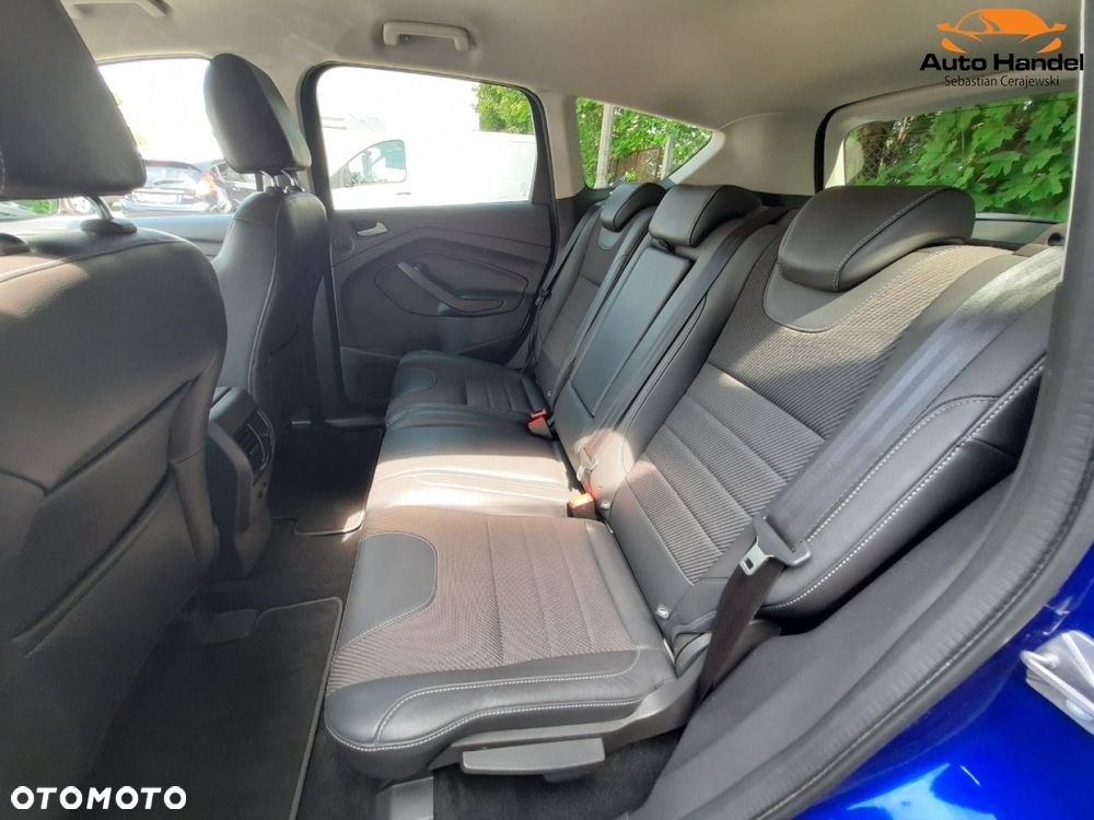 Ford Kuga 1.5 EcoBoost 4x4 Titanium - 40