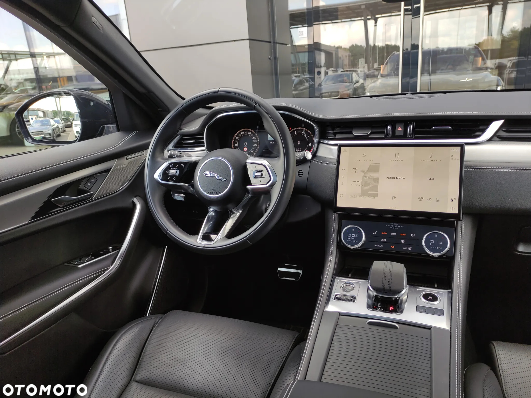 Jaguar F-Pace - 15