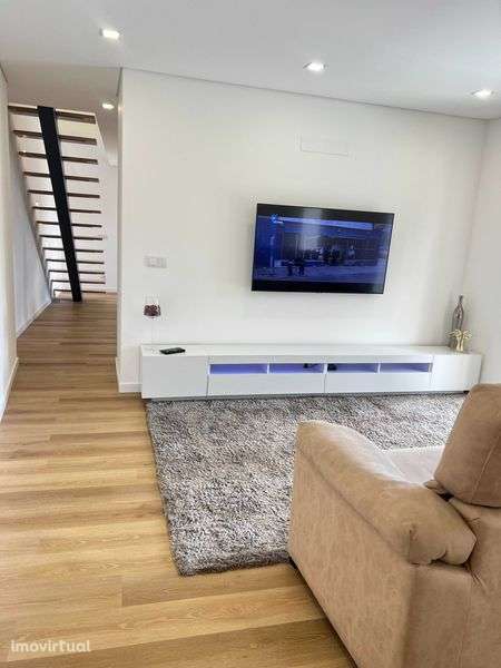 MORADIA T3 VALE DE CAMBRA - Grande imagem: 3/12