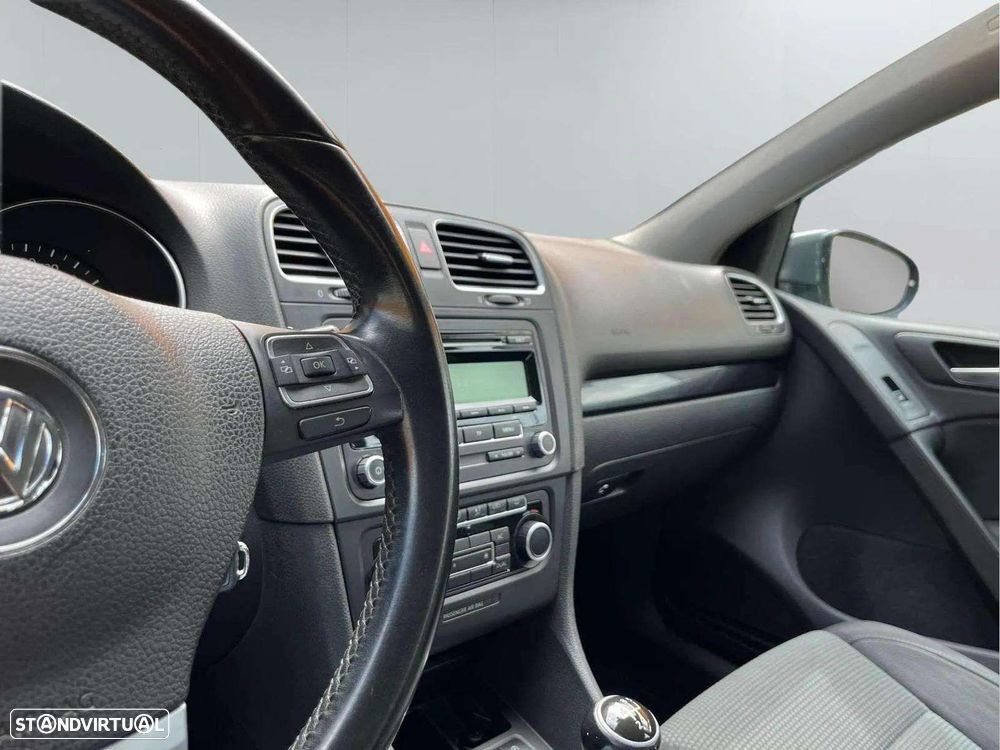 VW Golf 1.6 TDi Confortline - 21