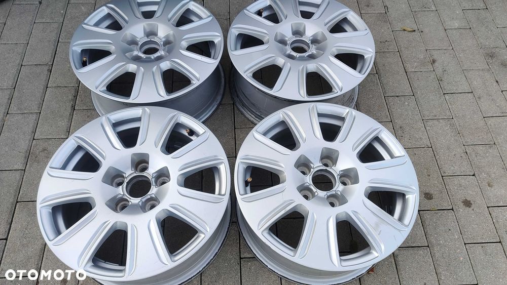 Oryginalne Felgi Aluminiowe AUDI Q3 16 5x112 6,5J ET33 - 1