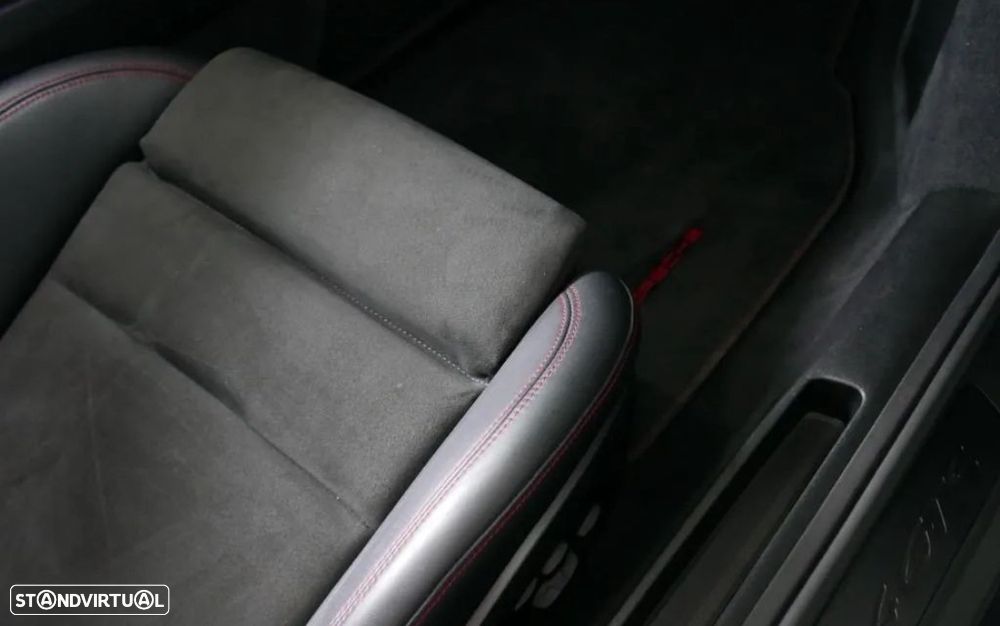 Porsche 911 (992) Carrera Cabrio 4 GTS PDK - 24