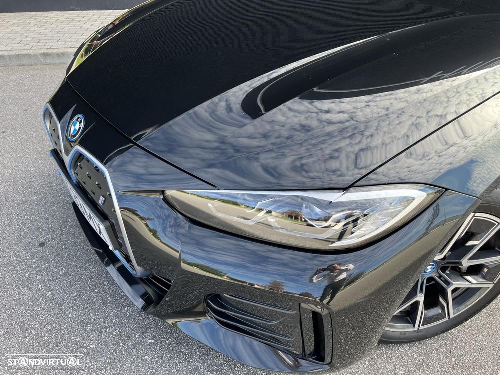 BMW i4 eDrive40 Pack Desportivo M - 26