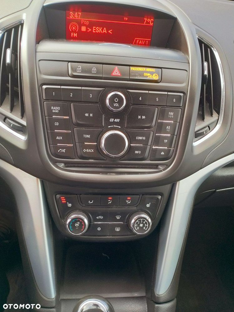 Opel Zafira - 14
