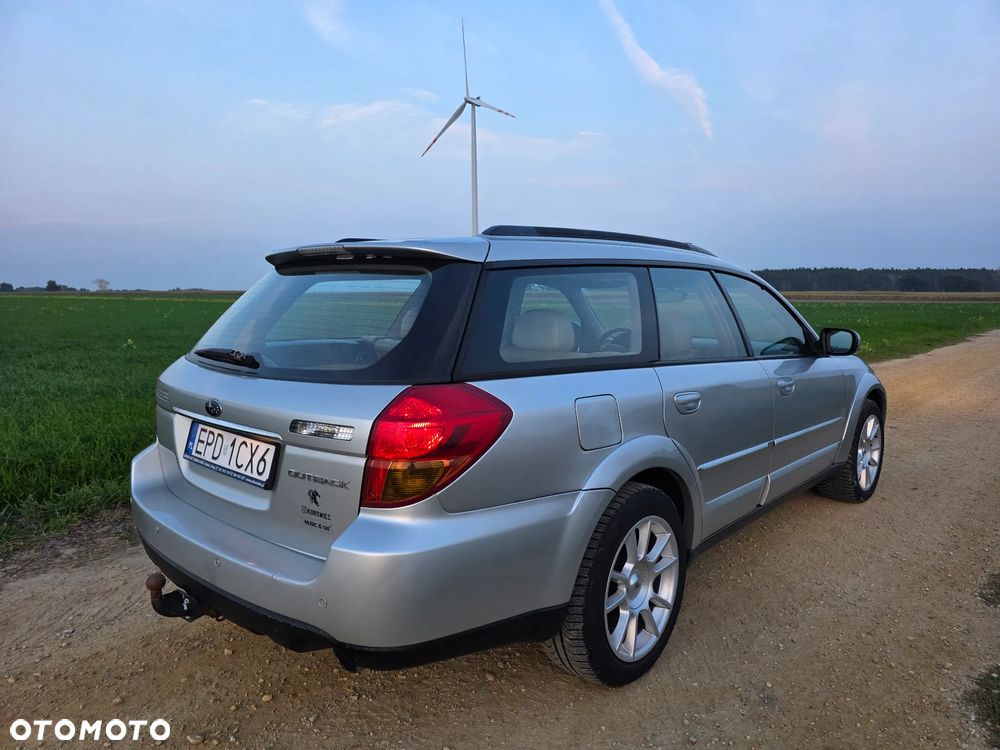 Subaru Outback - 5