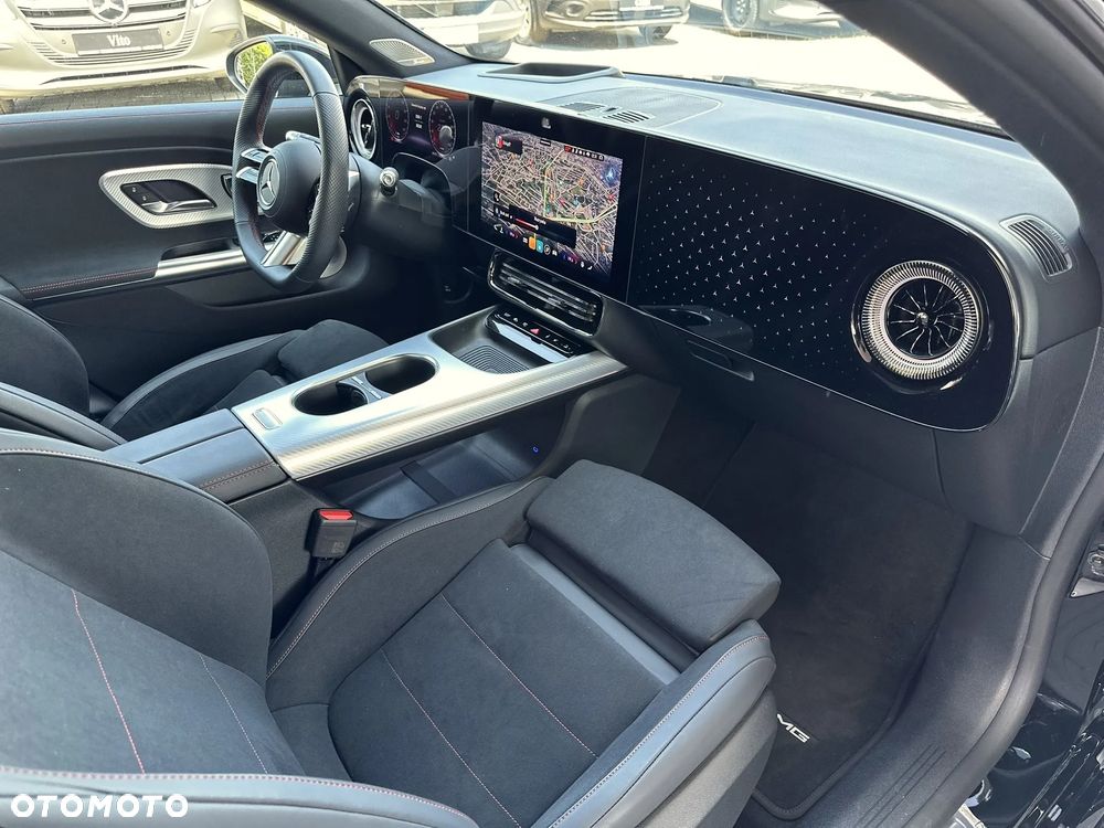 Mercedes-Benz CLA - 21