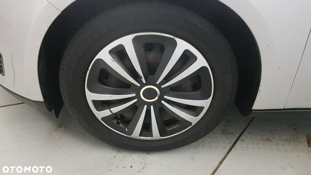 Ford Focus - 13